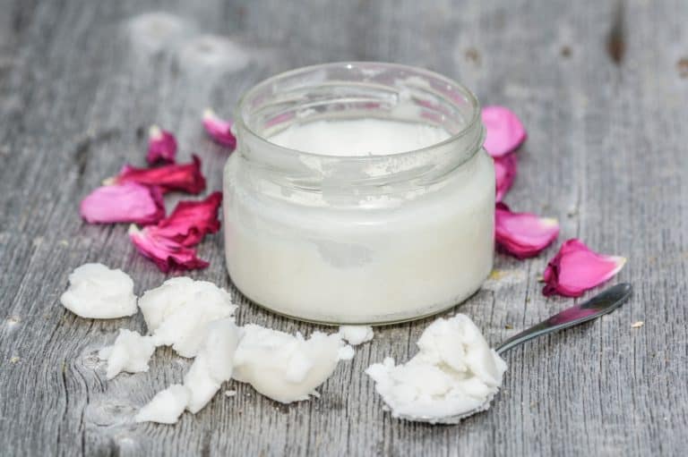 The Best Way To Use Coconut Oil For Skincare!