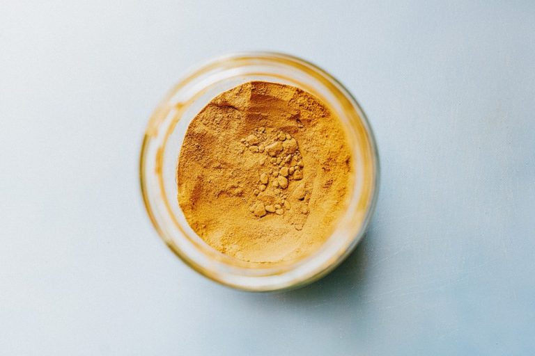 The Best Ways To Use Turmeric For Beauty!