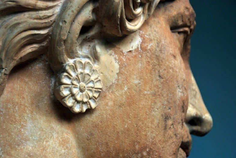 What Were The Beauty Ingredients Of The Ancient Greeks?