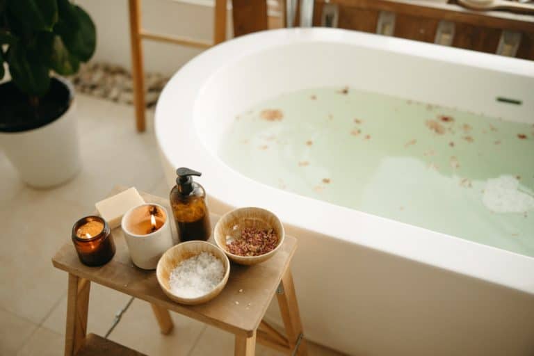 10 Healthy Bath Ideas Using Natural Ingredients-Holistic Wellness.